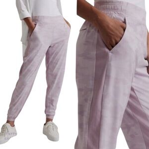 Athleta Brooklyn lined camo Pink Joggers in size 12 petite